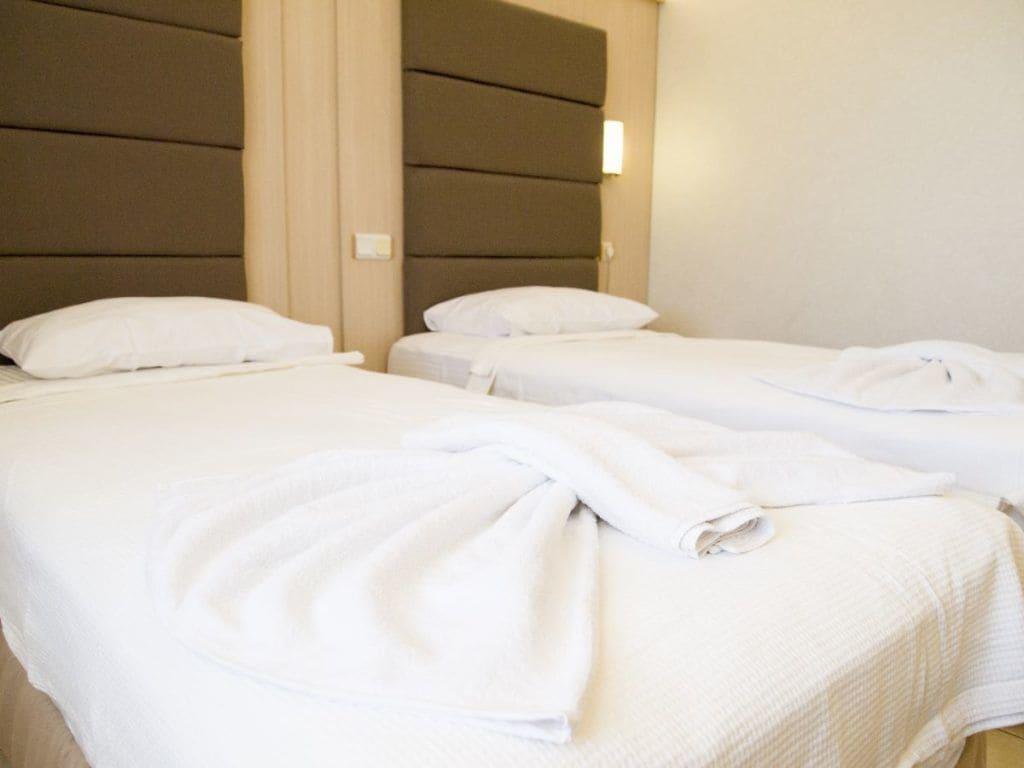 Oz-Can Hotel تورونشْ المظهر الخارجي الصورة